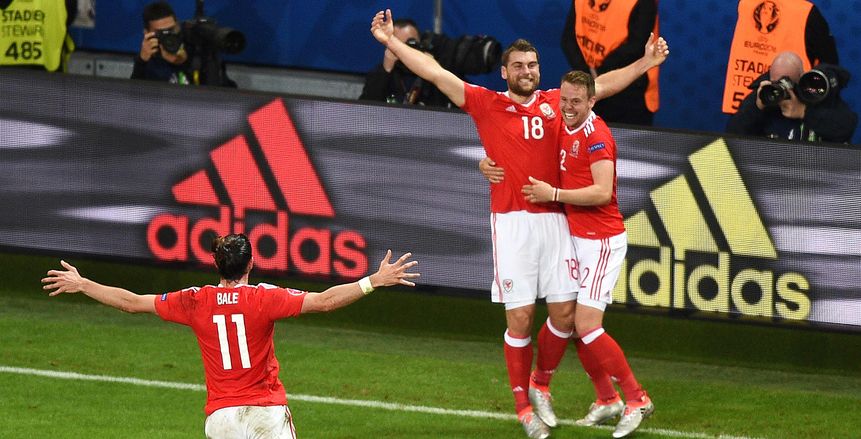 بالفيديو| ويلز تسطر تاريخيا جديدا وتدخل المربع الذهبي لـ"يورو"