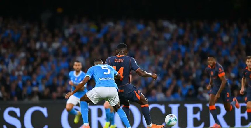 نابولي يهزم إنتر ميلان ويتصدر جدول ترتيب الدوري الإيطالي