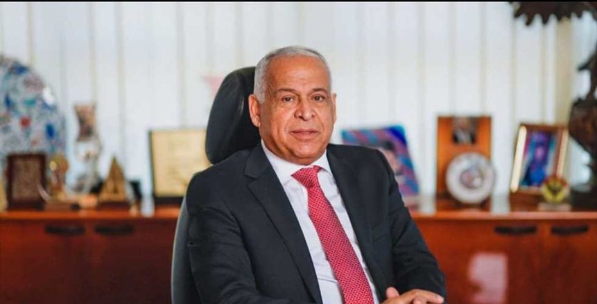 سأظل في خدمة النادي.. رسالة مؤثرة من فرج عامر بعد رحيله عن سموحة