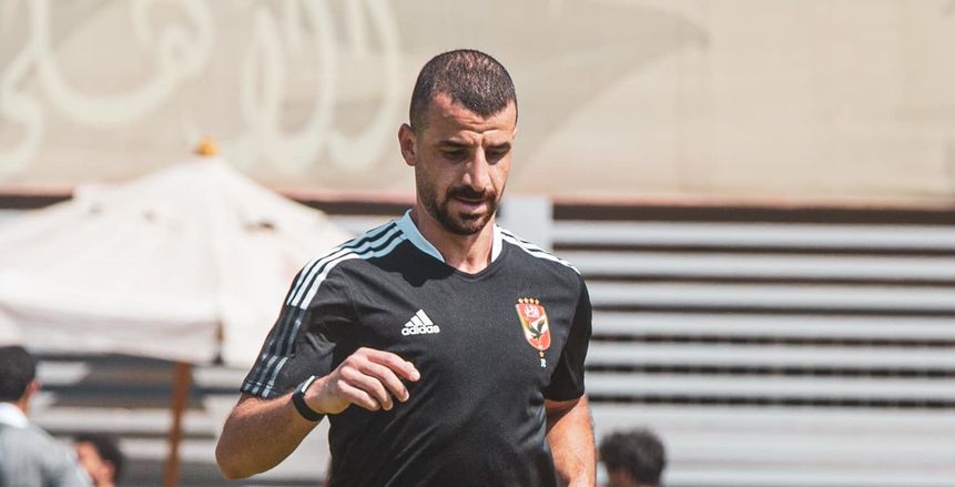 محمود متولي يلحق بحسين الشحات ويغيب عن الأهلي لمدة شهر