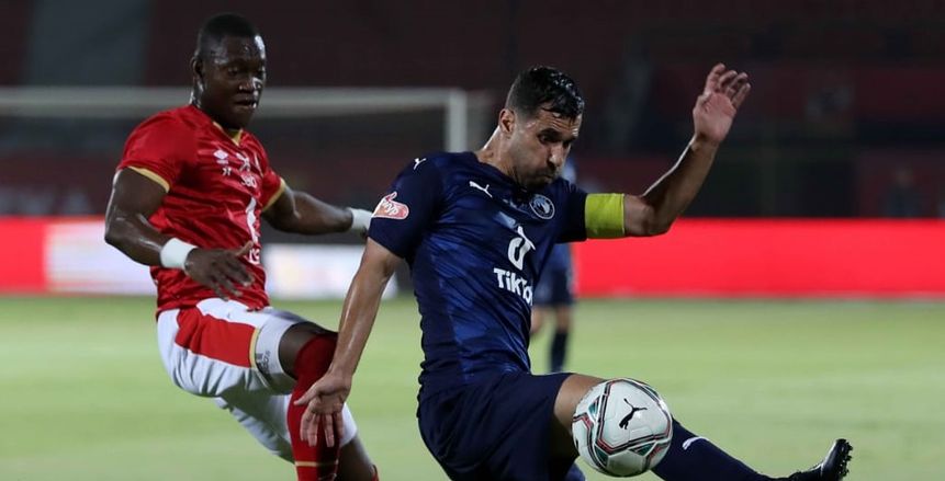 مفاجأة في ترتيب شارة قيادة المنتخب حال غياب محمد صلاح