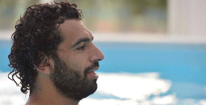 محمد صلاح ينشر صورة بـ"المايوه".. ومتابعوه: الله عليك يا فخر الشاور