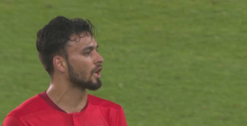 صلاح محسن يخرج غاضبا من مباراة مصر وأستراليا: «مفيش غيري كل مرة تطلعني»