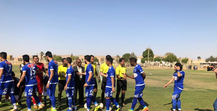 بالصور.. التعادل السلبي يحسم الشوط الأول بين أسوان والنصر للتعدين