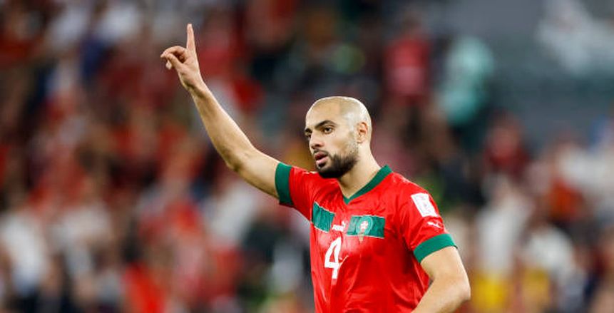 أمرابط يختار مزاملة محمد صلاح في ليفربول.. ومارسيليا يفاوض «رونالدو»