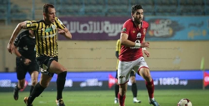 جلسة بين محمد سمير والمقاولون بشأن تجديد عقده