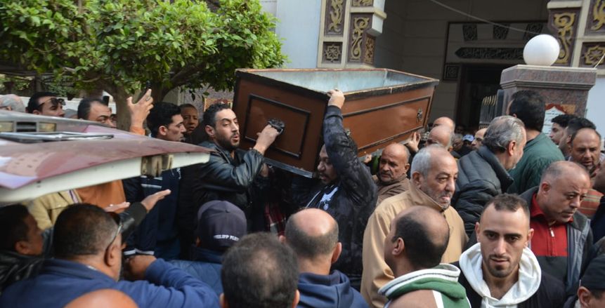 تشييع جثمان الكابتن صابر عيد نجم المحلة ومنتخب مصر السابق بحضور طاهر أبو زيد وشوقي غريب (صور)