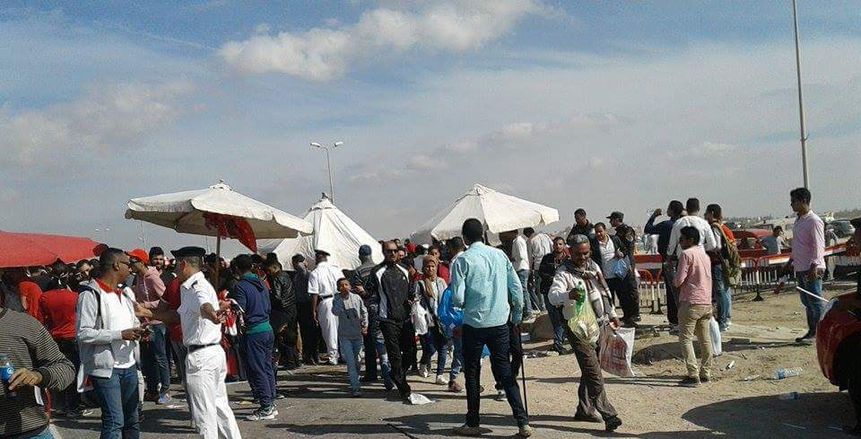 شلل مروري تام في محيط برج العرب قبل مواجهة غانا