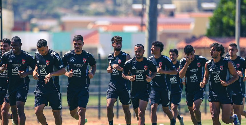 شتوتجارت الألماني يطلب التعاقد مع لاعب الأهلي