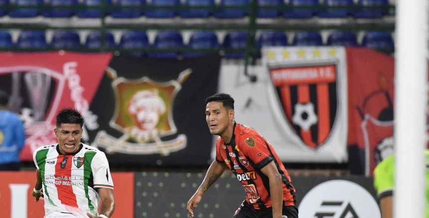 بالكوفية وعلم فلسطين.. بالستينو التشيلي يقترب من الوصول لمجموعات ليبرتادوريس