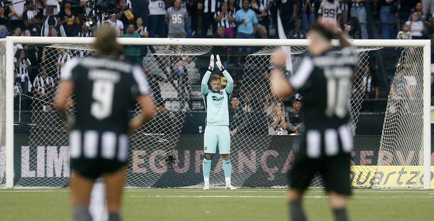 برونو جوميز يحرز هدفا عالميا في الدوري البرازيلي (فيديو)