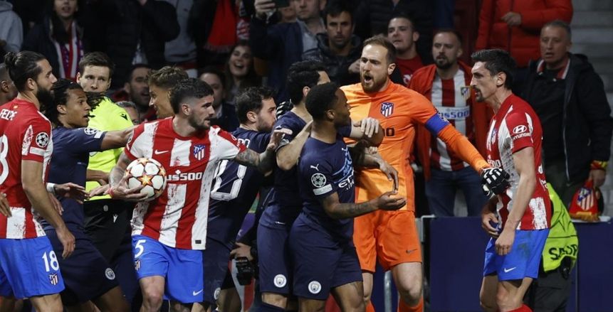 خناقة شوارع بين لاعبي أتلتيكو مدريد ومانشستر سيتي والشرطة تتدخل