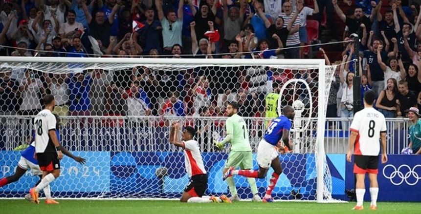 «عانينا كثيرا».. أبزر ما جاء في الصحف الفرنسية بعد الفوز على مصر