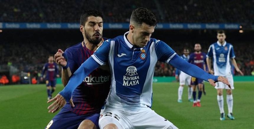 «بيريز» يستعين بلاعب ريال مدريد كاستيا لدعم دفاع الفريق