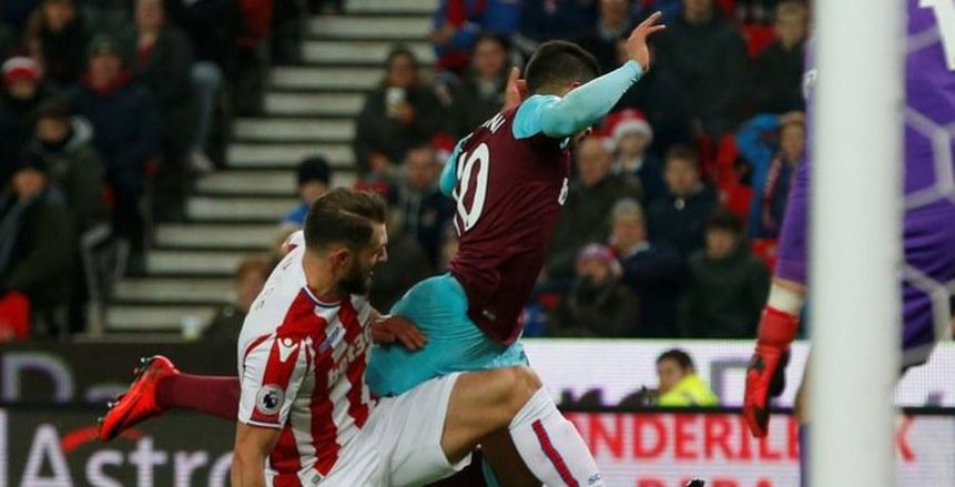 إيقاف مانويل لانزيني مباراتين بسبب خداع الحكم