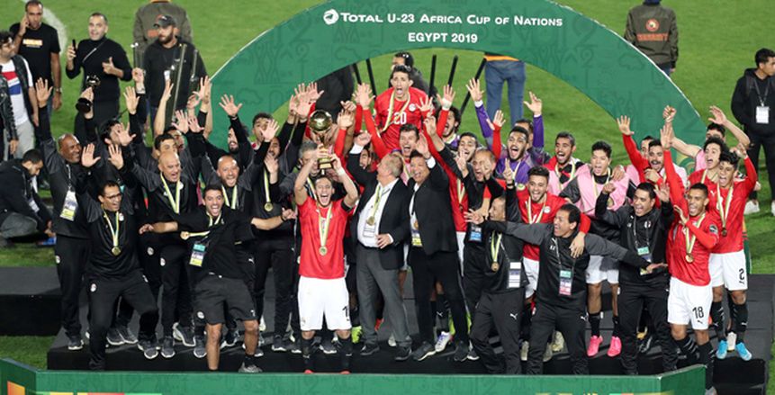 6 إنجازات للرياضة المصرية في 2019.. أبطال الكرة والصالات والتنس يعانقون التاريخ