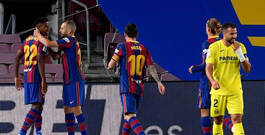 على طريقة حسين الشحات.. مودريتش يسجل هدفا عالميا في برشلونة