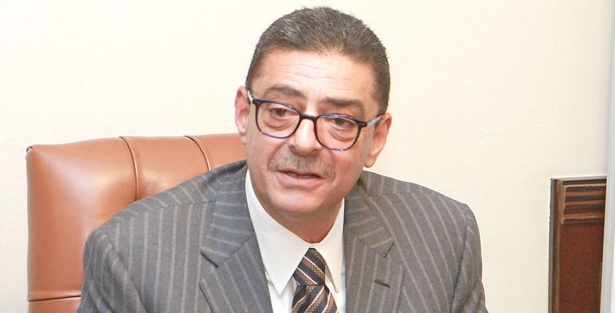 الأهلي يهدد بـ"فيفا" والاستعانة بخبير لوائح لمناقشة "القيد"