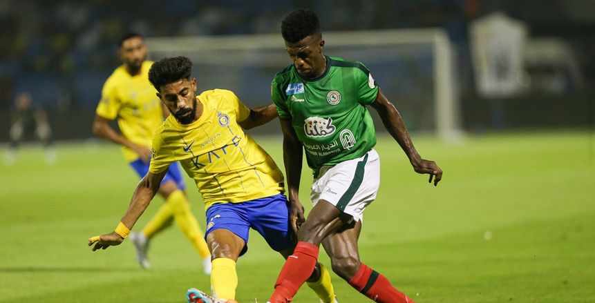 ريمونتادا جيرارد تسقط العالمي في غياب رونالدو.. الاتفاق يهزم النصر بالدوري السعودي