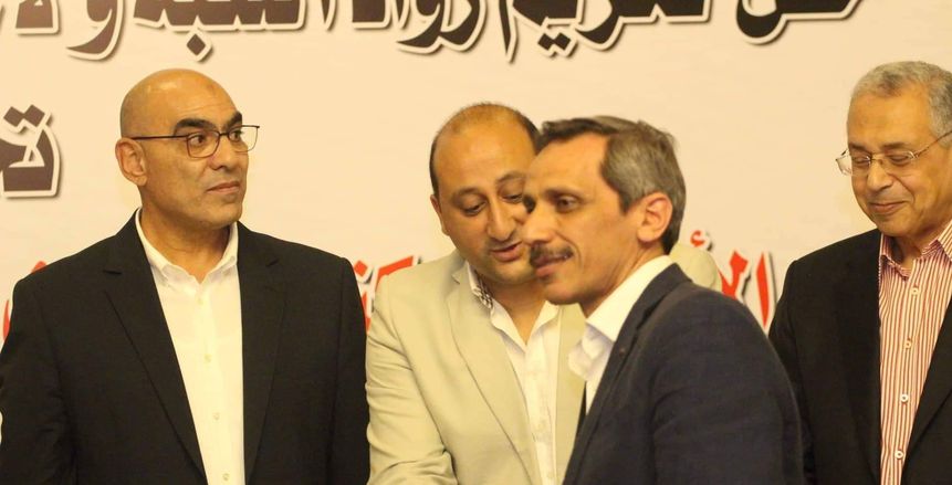 آسر القصبي مدرب سبورتنج أفضل مدير فني في موسم اليد