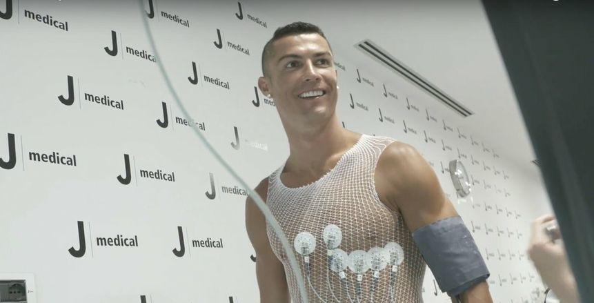 الفحص الطبي يؤكد أن «رونالدو» يملك جسد شاب في العشرينات من العمر