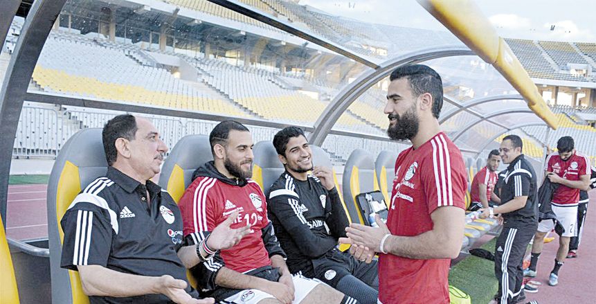 "كوبر" يعالج "صلاح" من صدمة "سباليتى".. و"الحضرى" يحرج الجهاز