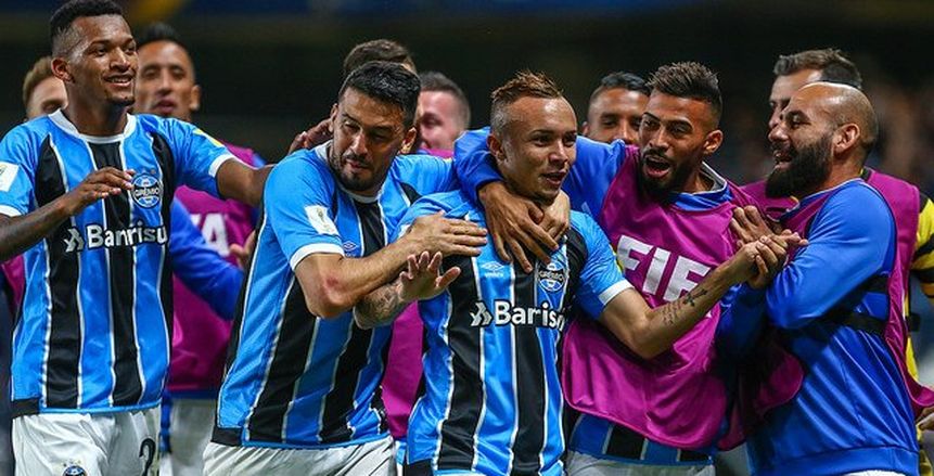 لوكاس باريوس يقود هجوم جريميو أمام ريال مدريد