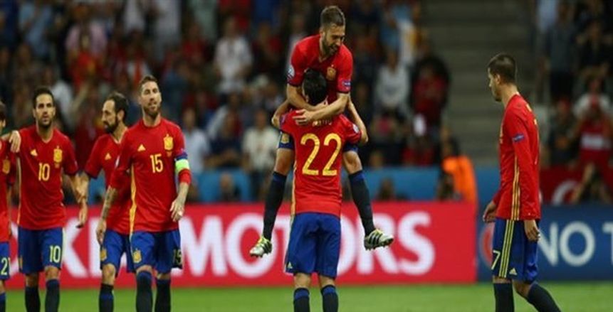 منتخب إسبانيا يختار ثلاثي جديد لتعويض المصابين