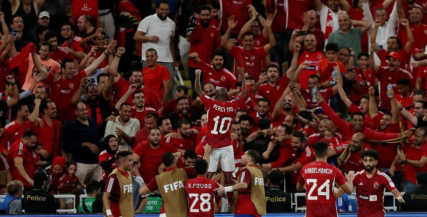 23 لاعبا في قائمة الأهلي لنهائي الكأس أمام الزمالك.. مفاجأة لـ كهربا