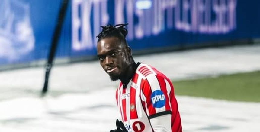 كامويش ينهي الكشف الطبي بنجاح واللاعب يصل النادي الأهلي