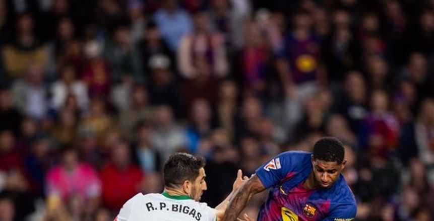 برشلونة يهزم إلتشي ويستعيد الانتصارات في الدوري الإسباني