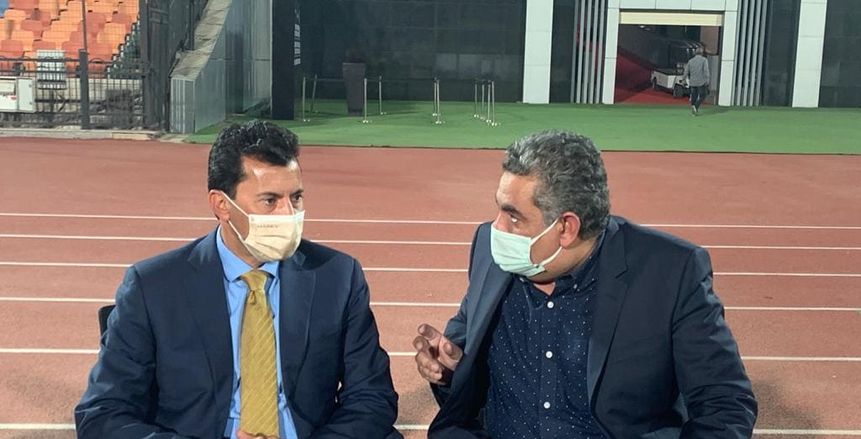 وزير الرياضة: تفاهم اللجنة الثلاثية مع الأندية في صالح المنتخب الوطني