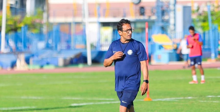 أحمد سامي يعلن قائمة سموحة الرسمية لمواجهة الأهلي غدًا في دوري nile