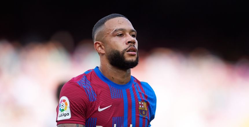 تقارير: برشلونة يعرض ممفيس ديباي للبيع لضم رافينها قبل تشيلسي
