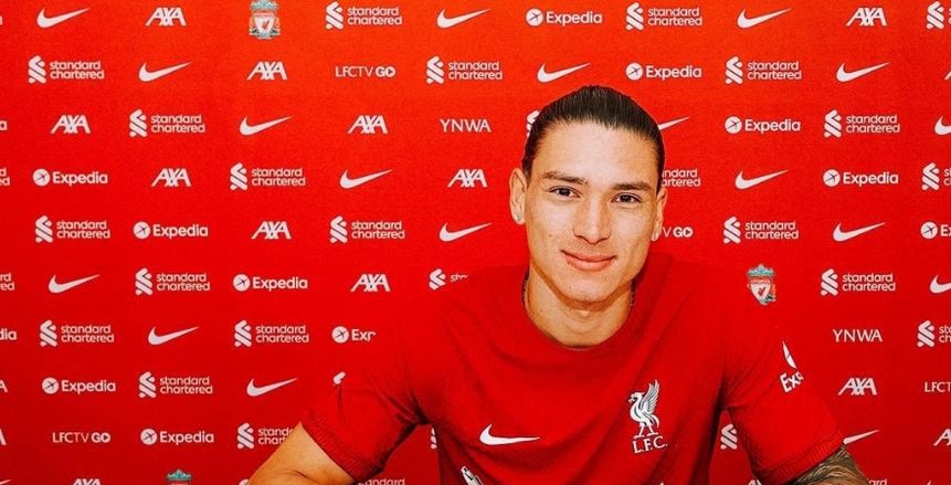 الأغلى في تاريخ النادي.. ليفربول يعلن ضم داروين نونيز رسميا