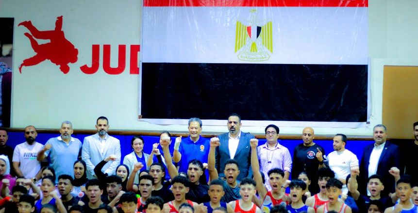 سفير تايلاند بالقاهرة يزور مقر تدريبات منتخب المواي تاي في المركز الأولمبي بالمعادي