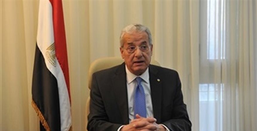 رئيس المقاولون يجتمع بلاعبيه قبل مواجهة الزمالك