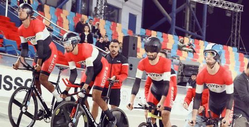 ابتسام زايد في معسكر منتخب الدراجات.. مرشحة للفوز بذهبية البطولة العربية للمضمار