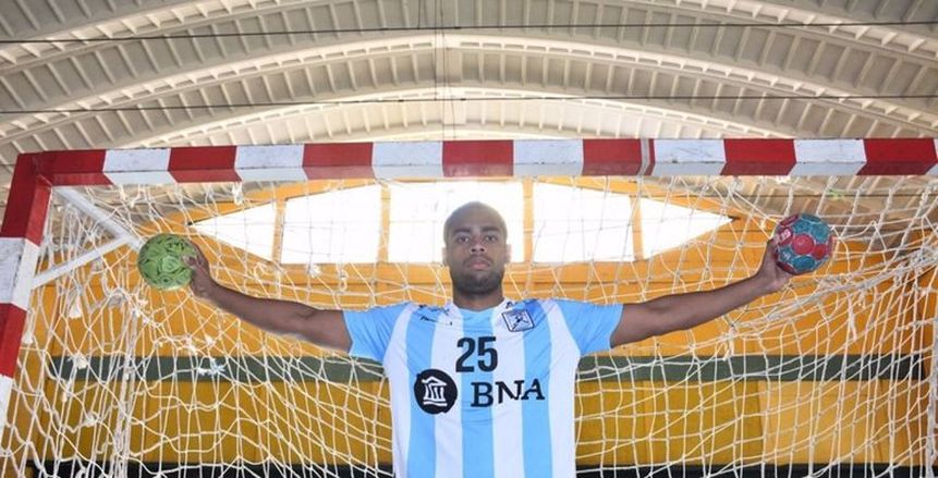 الزمالك يعلن التعاقد مع جميس باركر لتدعيم فريق اليد