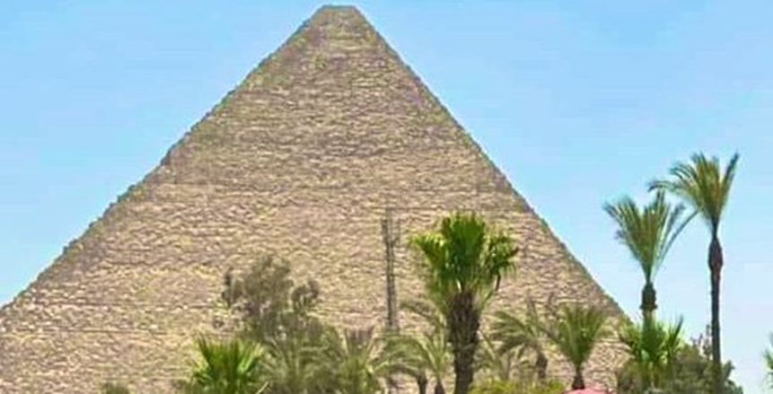 تفاصيل رحلة جوارديولا إلى مصر.. البداية من الأهرامات «صورة»