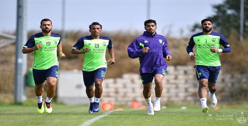 بالفيديو والصور| «السعيد» و«عبد الشافي» يظهران في تدريبات الاهلي