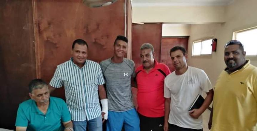 بالصور.. أوكا الغردقة يوقع لطلائع الجيش