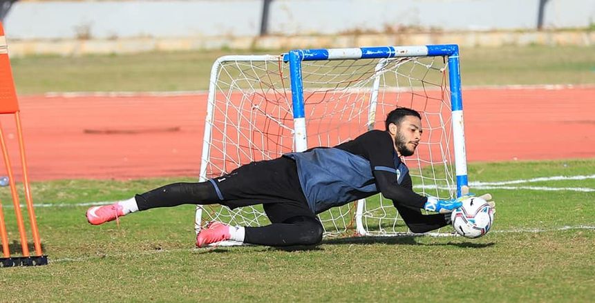 "دعدور" حارس المصري يعود للتدريبات بعد تعافيه من فيروس كورونا