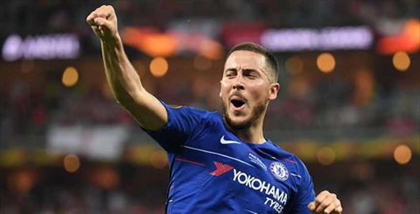 هازارد يسطو على "إرث رونالدو" في ريال مدريد وقميصه يظهر في المتجر