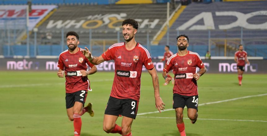 الدرع يقترب من الجزيرة.. الفلسطيني يقود الأهلي لهزيمة بيراميدز في لقاء البطاقات الحمراء