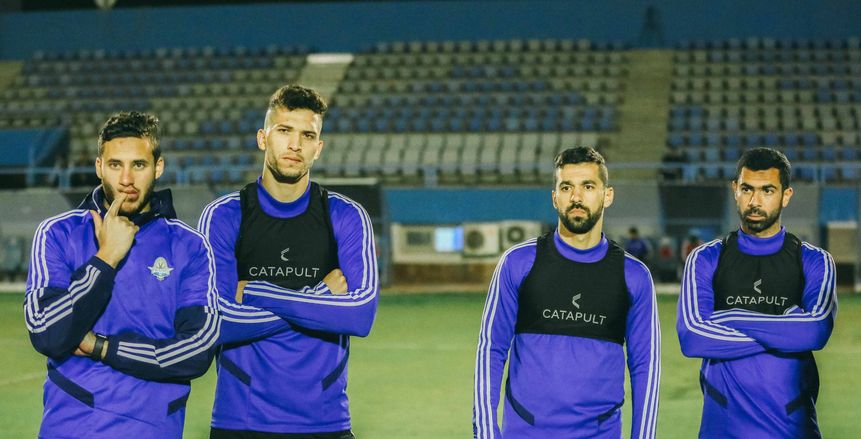 استمرار إكرامي في تشكيل بيراميدز رغم ثنائية الاتحاد.. وظهور الجوكر