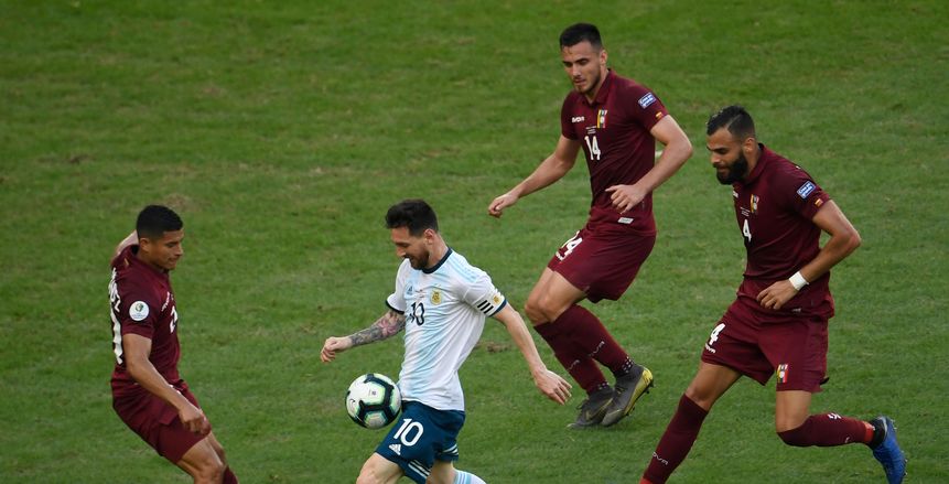 مدرب منتخب فنزويلا يقدم استقالته.. ويقترب من الدوري البرازيلي