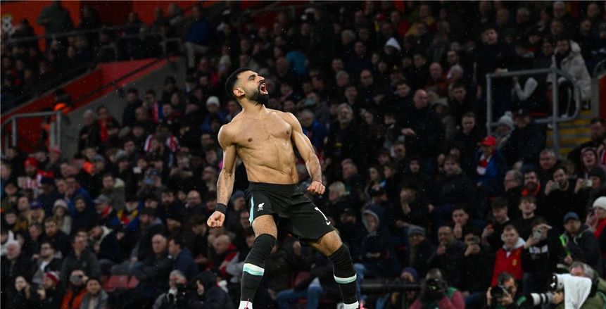 فيفا يصدم محمد صلاح مجددًا ويستبعده من قائمة المرشحين للتشكيل المثالي