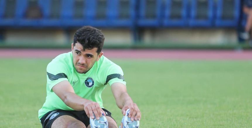إبراهيم فايق: بيراميدز يقترب من إعارة محمود صابر للرجاء مقابل ضم بوزوق