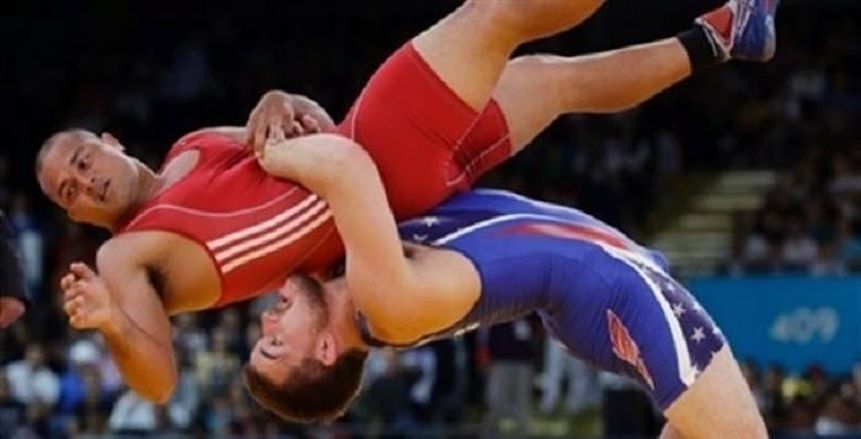 منتخب شباب المصارعة يصل فرنسا استعدادا لبطولة العالم